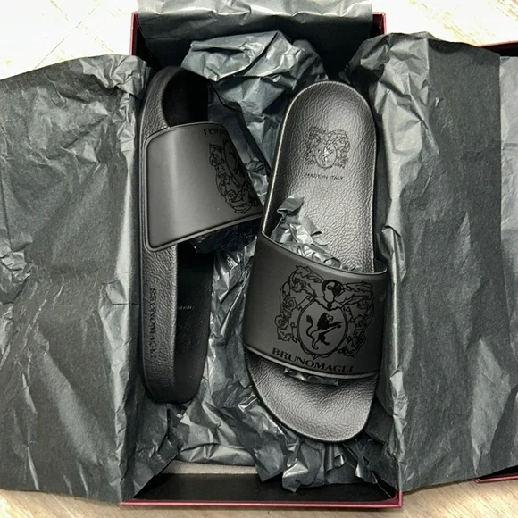 Bruno Magli | Shoes | Bruno Magli Lion Crest Slidessandals  display picture 1